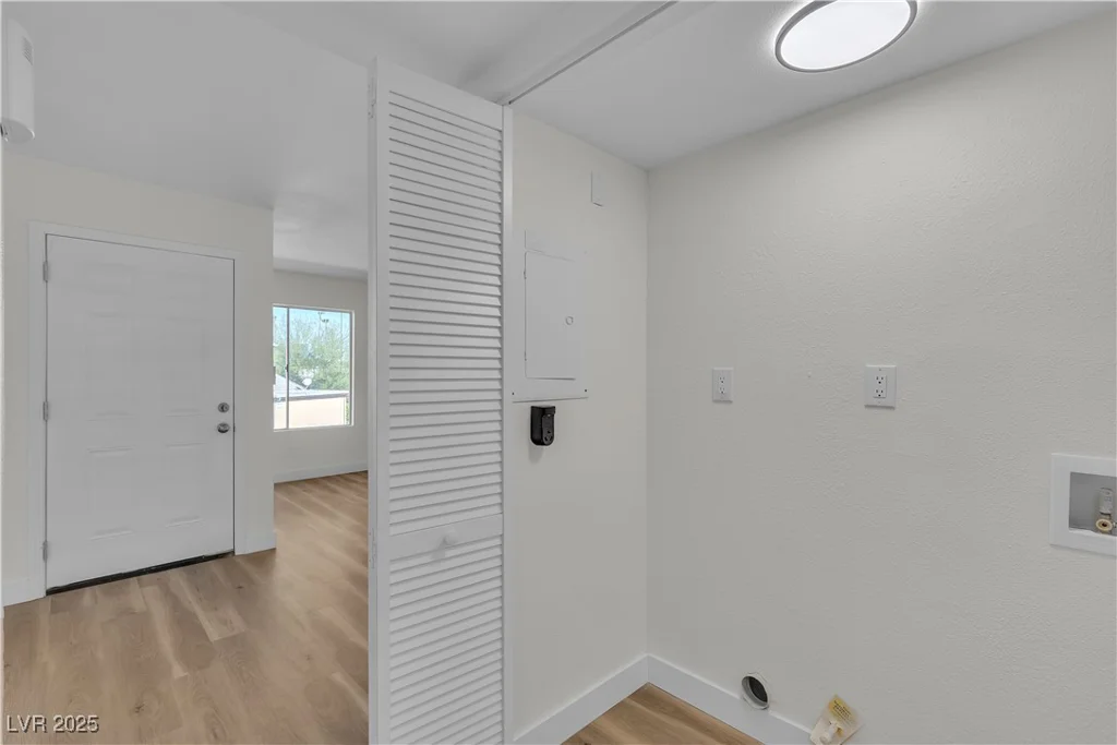 1534 Hialeah, Las Vegas, NV 89119