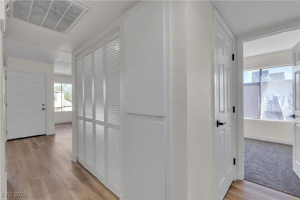 1534 Hialeah, Las Vegas, NV 89119