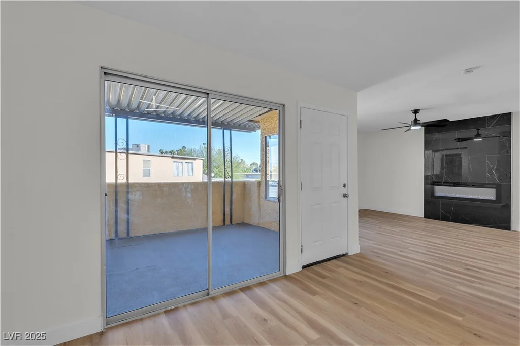 1534 Hialeah, Las Vegas, NV 89119