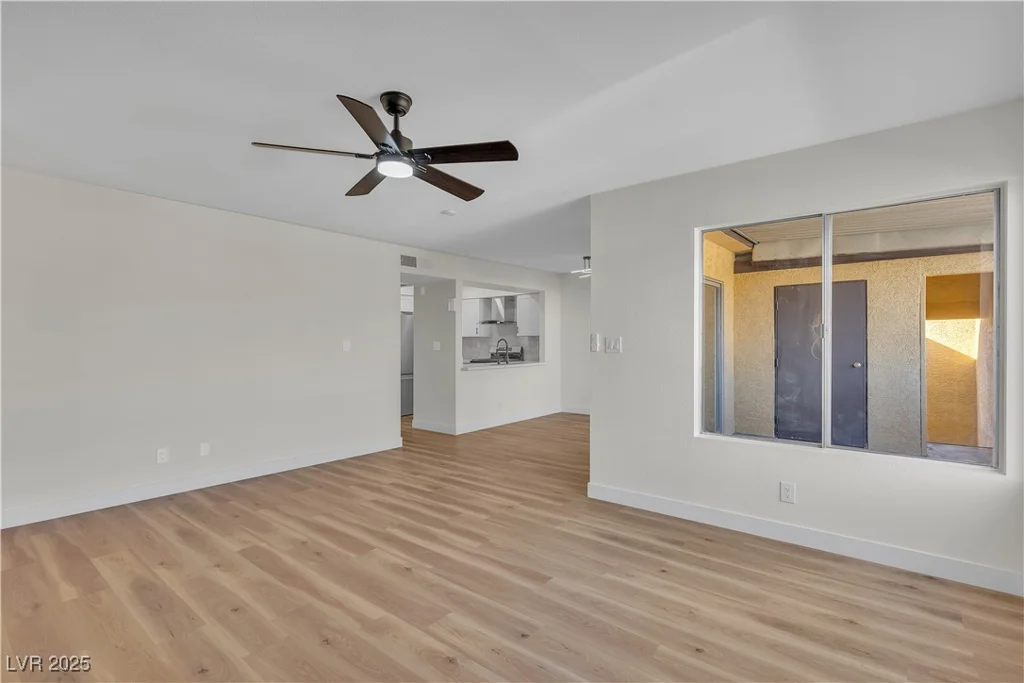 1534 Hialeah, Las Vegas, NV 89119