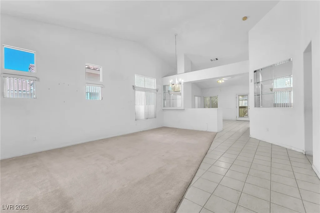 1934 Kings Beach, Las Vegas, NV 89123