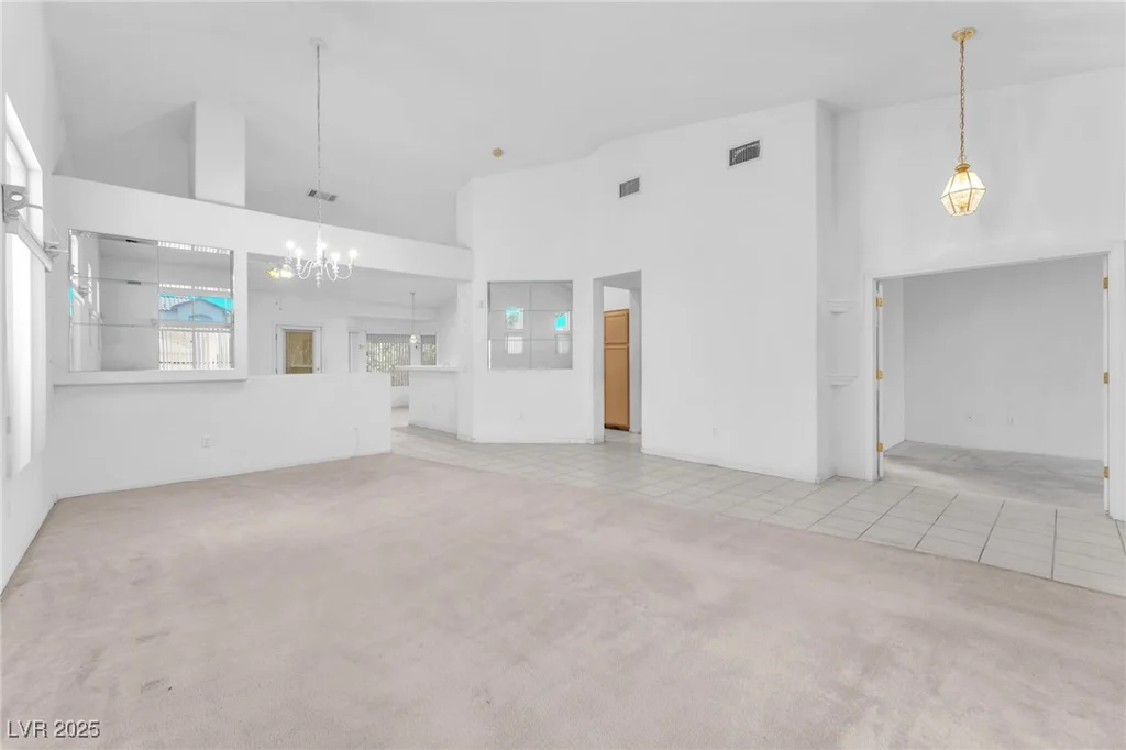 1934 Kings Beach, Las Vegas, NV 89123