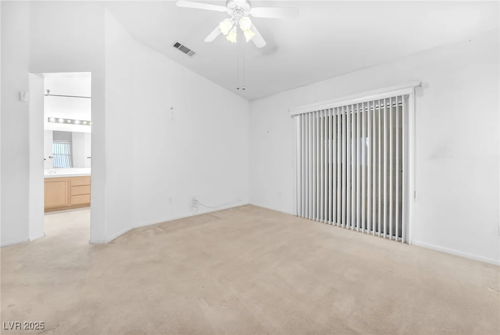 1934 Kings Beach, Las Vegas, NV 89123