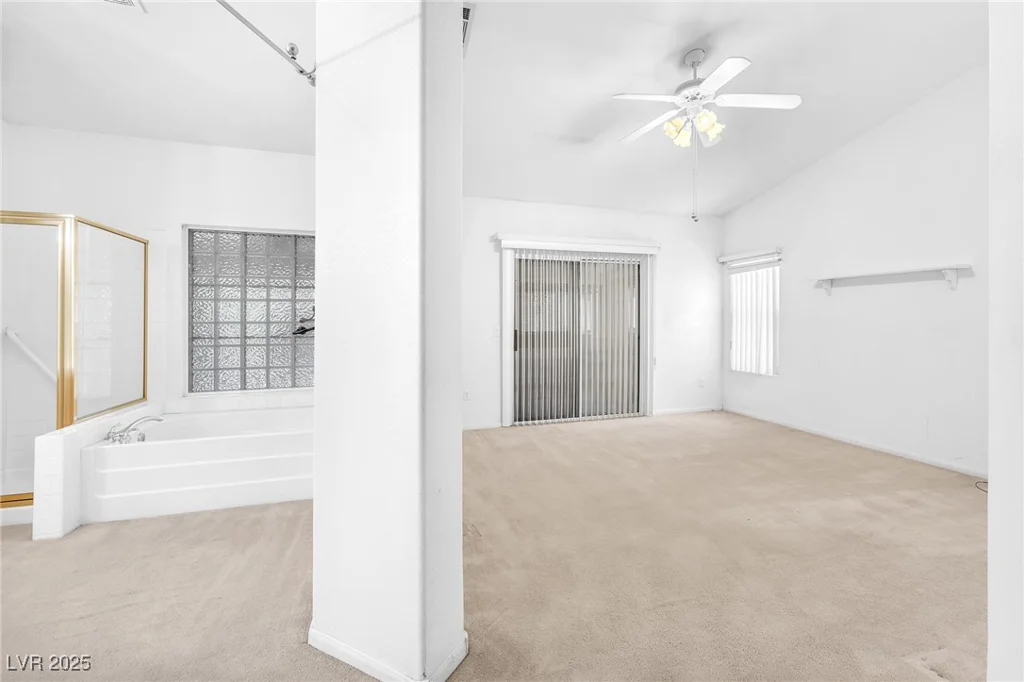 1934 Kings Beach, Las Vegas, NV 89123