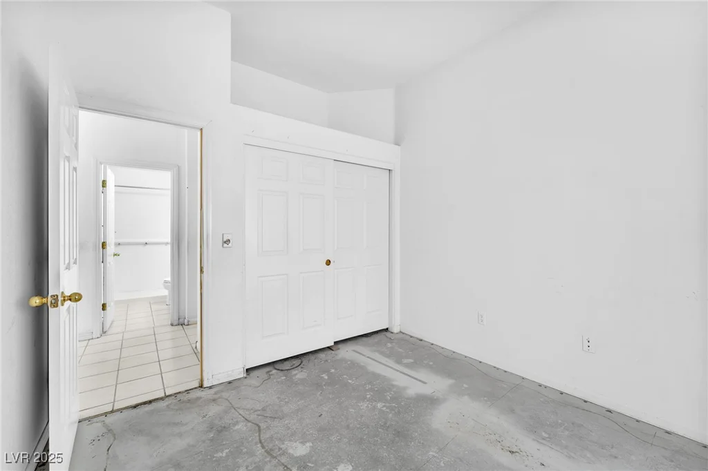 1934 Kings Beach, Las Vegas, NV 89123