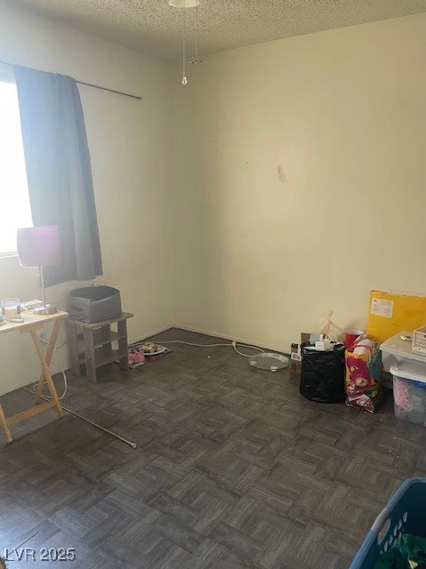 4633 Mill Valley, Las Vegas, NV 89120