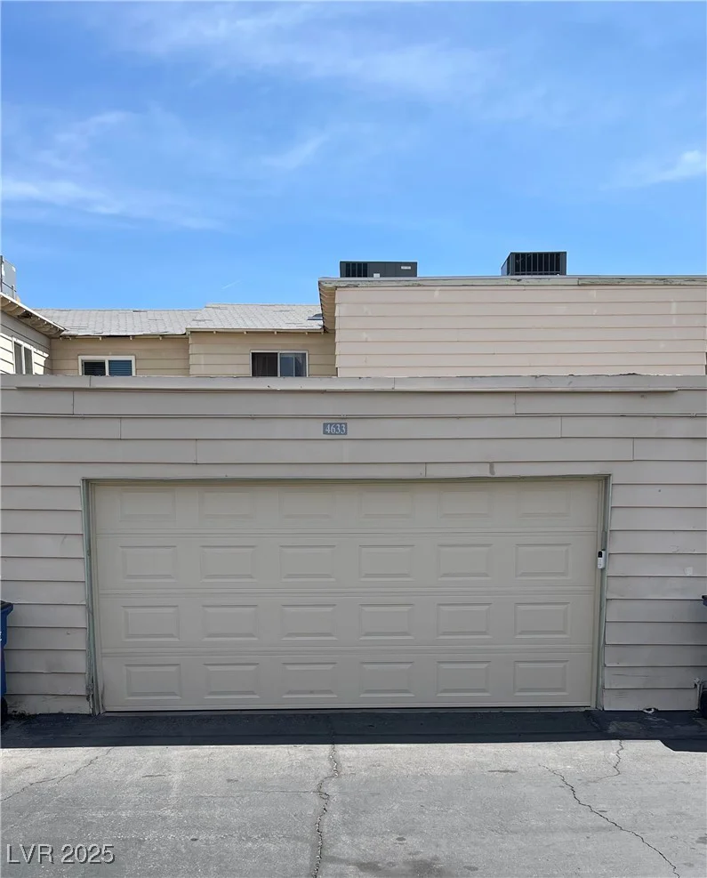 4633 Mill Valley, Las Vegas, NV 89120