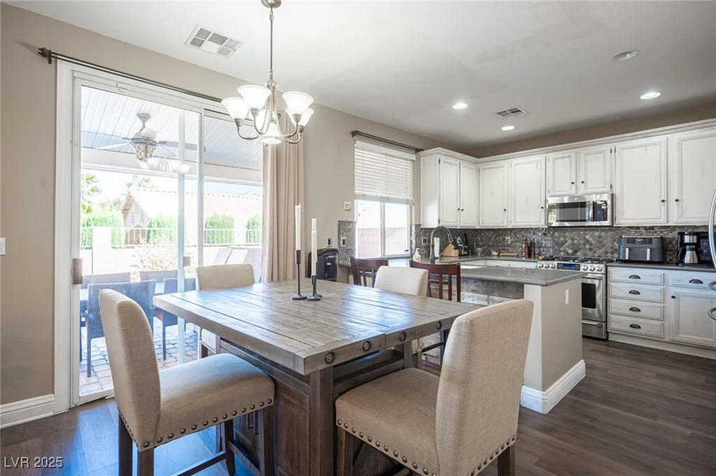 428 Copper Valley, Las Vegas, NV 89144