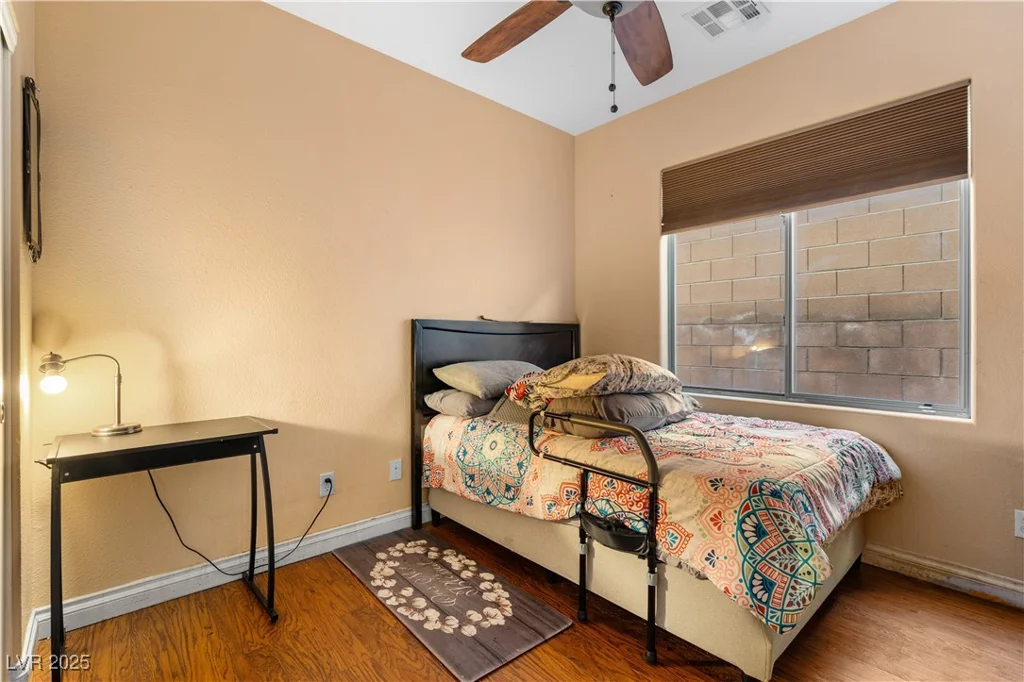 10437 Walworth, Las Vegas, NV 89166