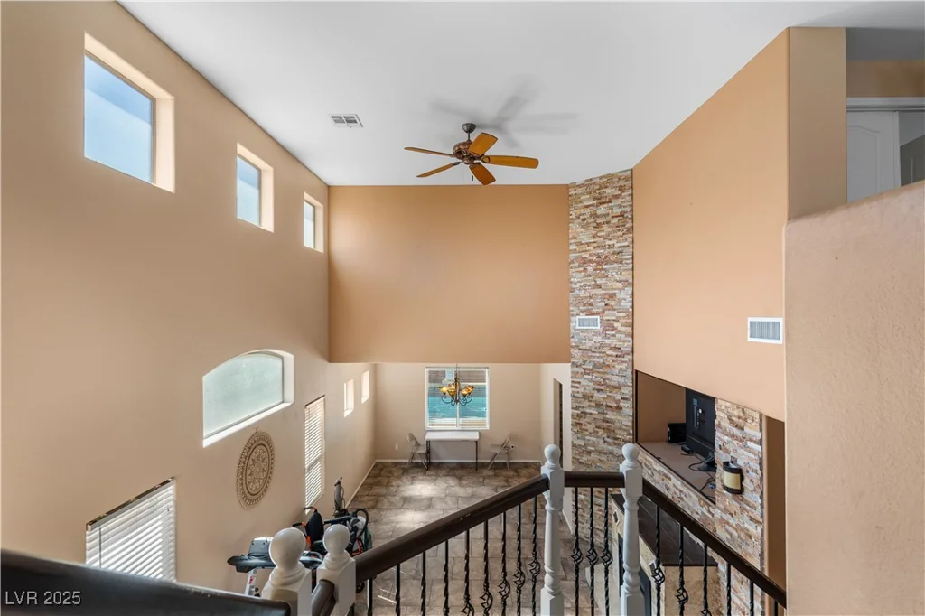 10437 Walworth, Las Vegas, NV 89166