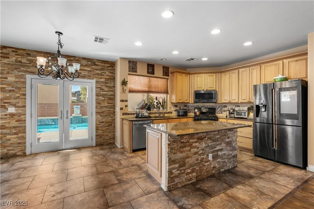 10437 Walworth, Las Vegas, NV 89166