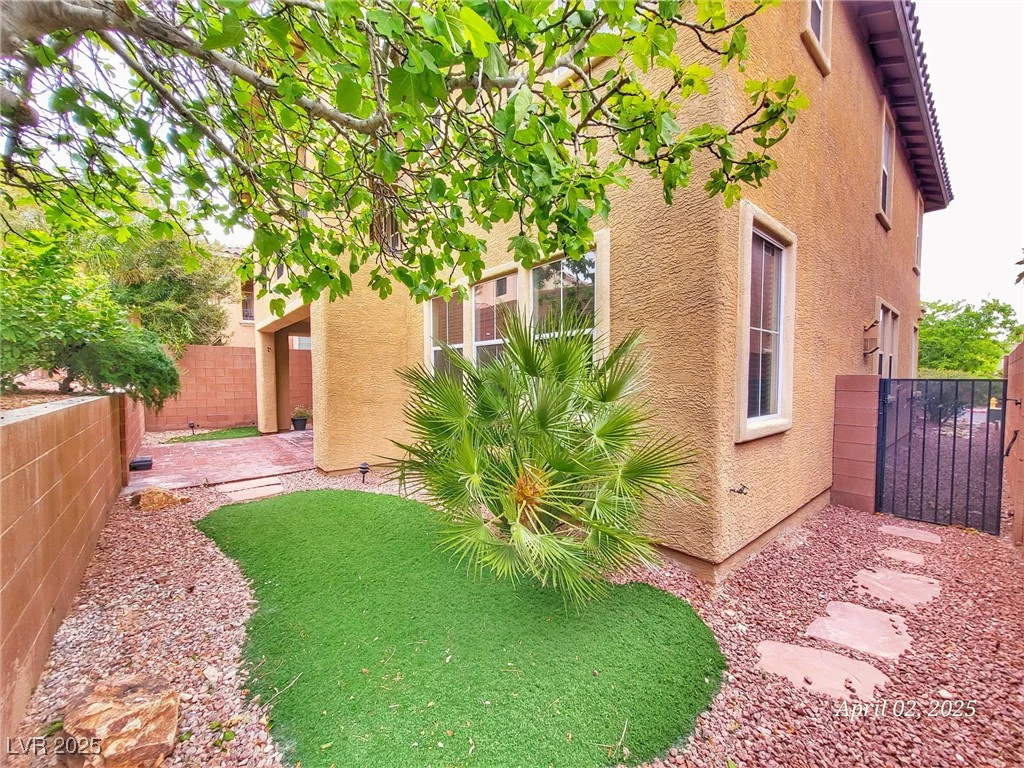 5741 Blackbirch, Las Vegas, NV 89148