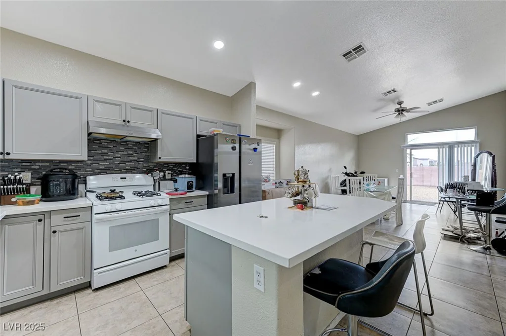 713 Brown Breeches, North Las Vegas, NV 89081