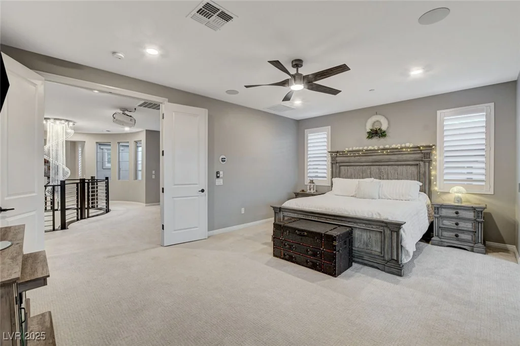 12439 Iron Bluff, Las Vegas, NV 89138