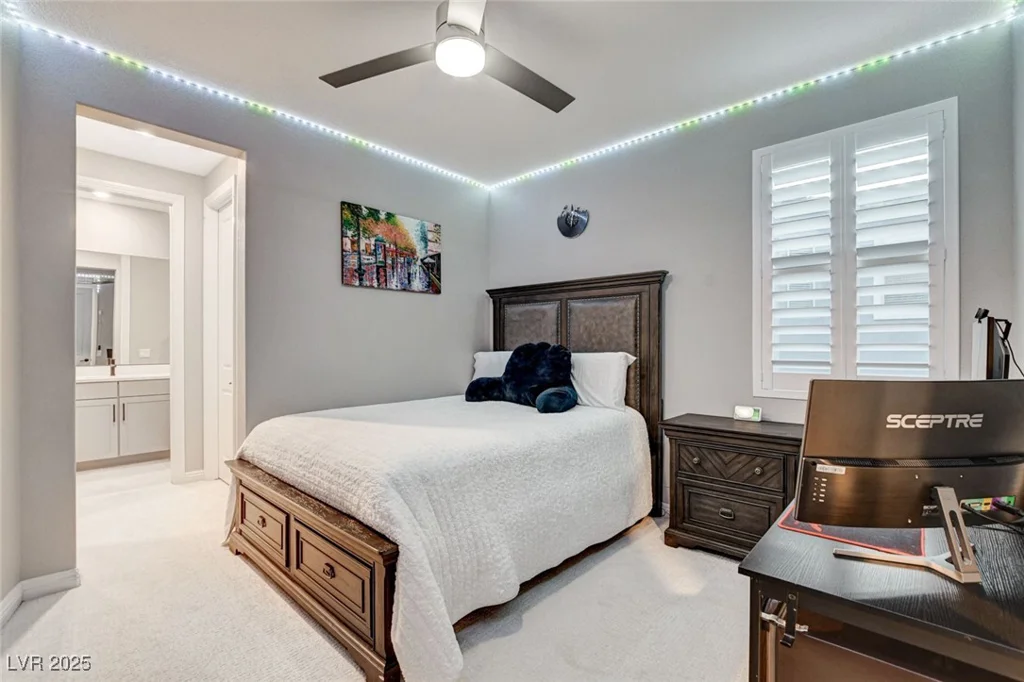 12439 Iron Bluff, Las Vegas, NV 89138