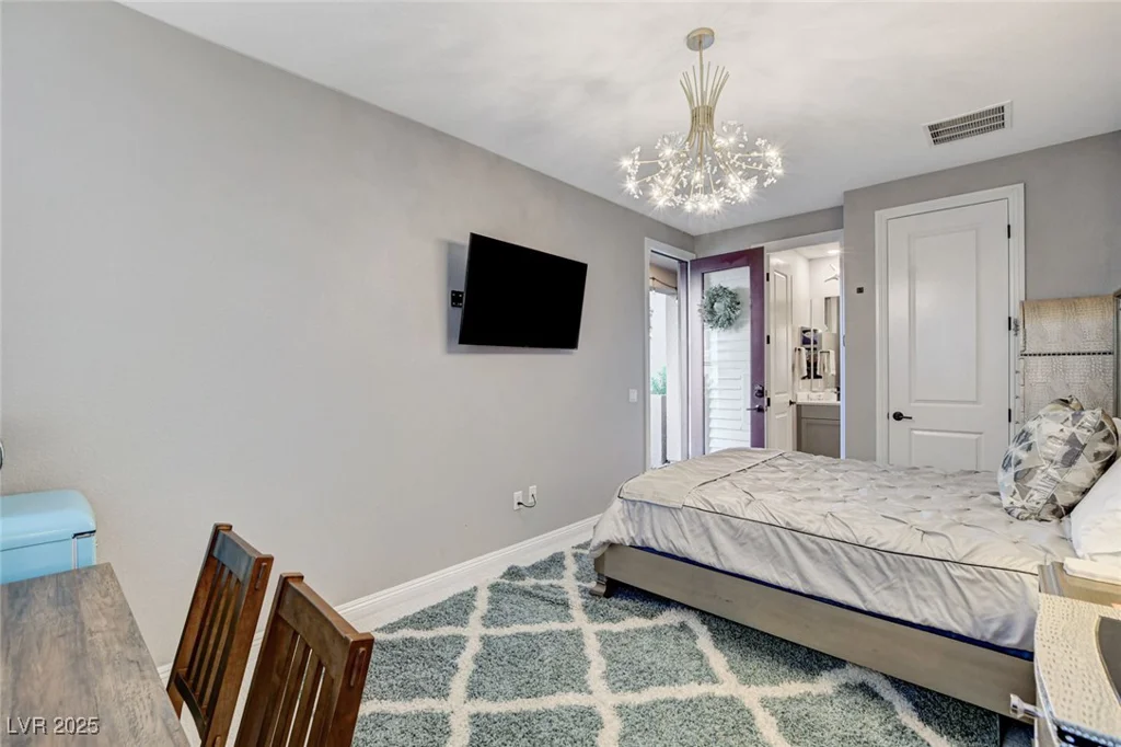 12439 Iron Bluff, Las Vegas, NV 89138