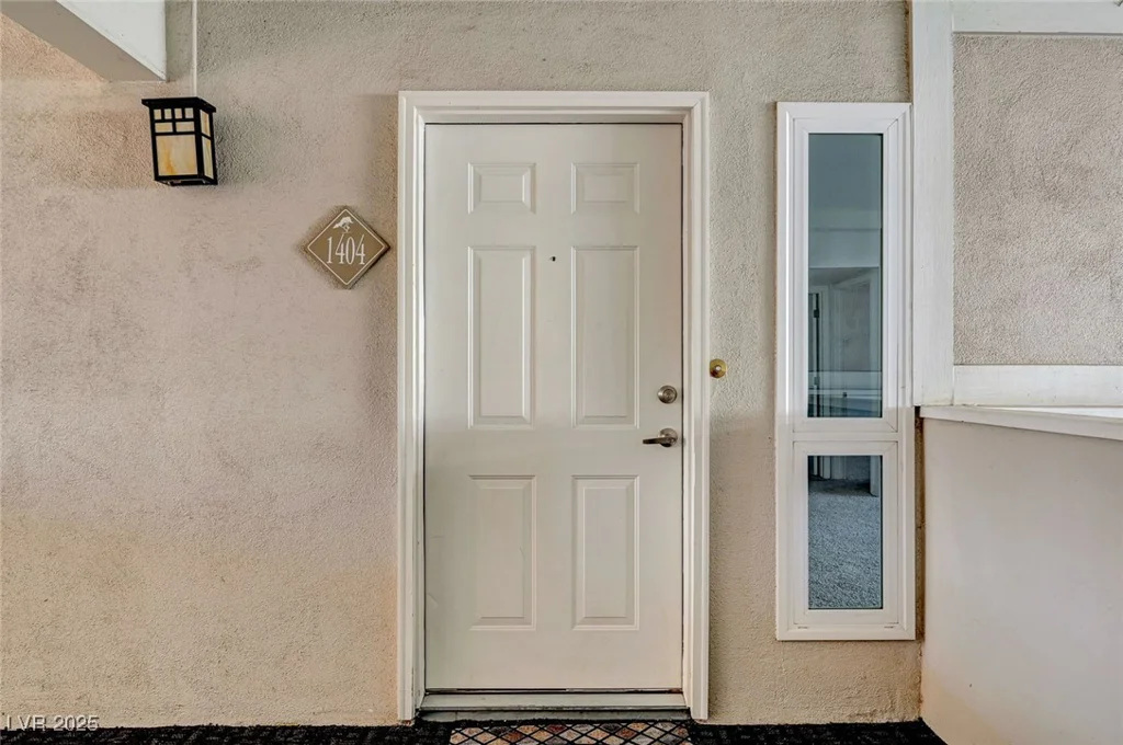 2822 Loveland, Las Vegas, NV 89109
