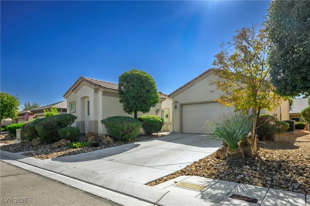 2417 Rock Pigeon, North Las Vegas, NV 89084
