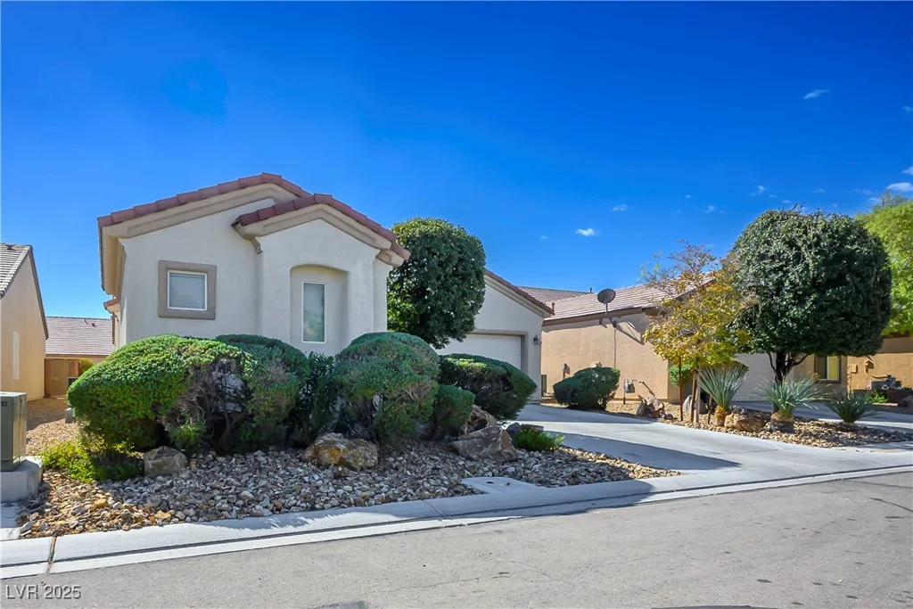2417 Rock Pigeon, North Las Vegas, NV 89084
