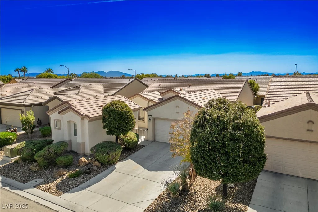 2417 Rock Pigeon, North Las Vegas, NV 89084