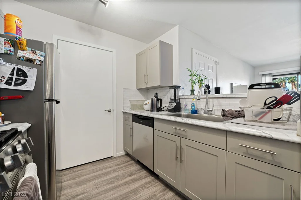 950 Seven Hills, Henderson, NV 89052