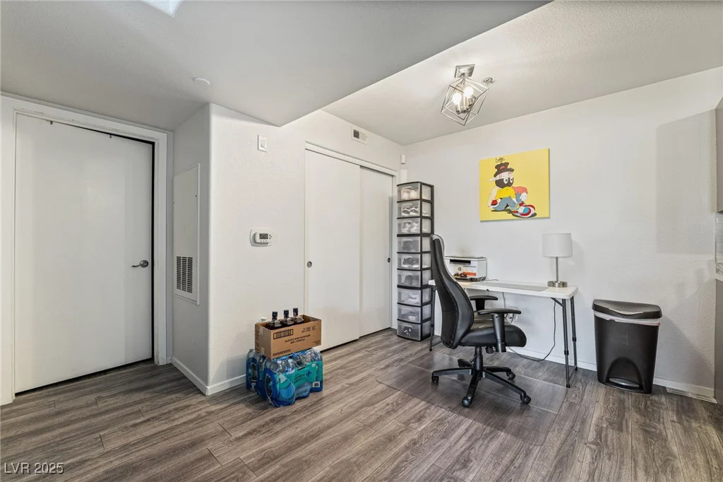 950 Seven Hills, Henderson, NV 89052