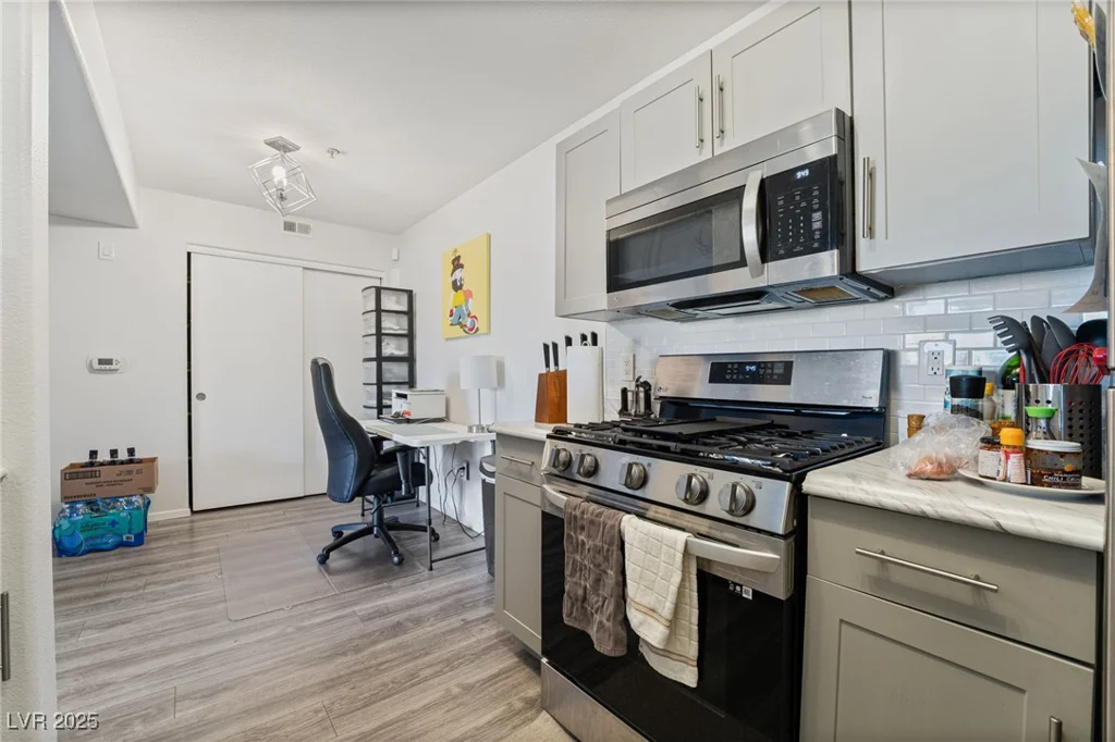950 Seven Hills, Henderson, NV 89052