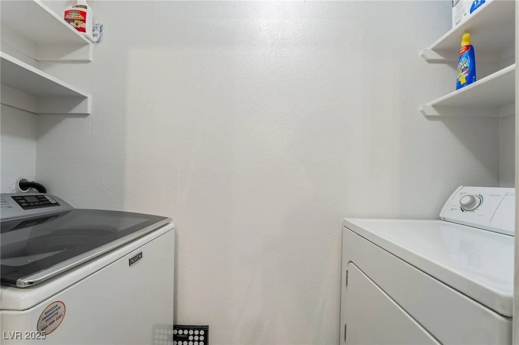 950 Seven Hills, Henderson, NV 89052