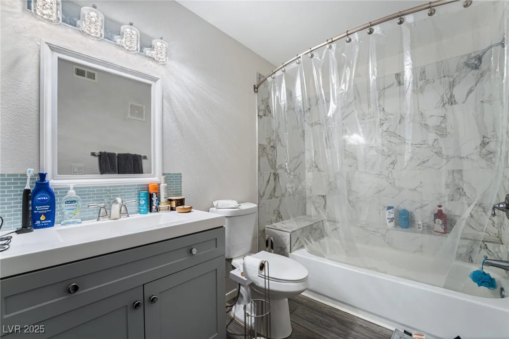 950 Seven Hills, Henderson, NV 89052