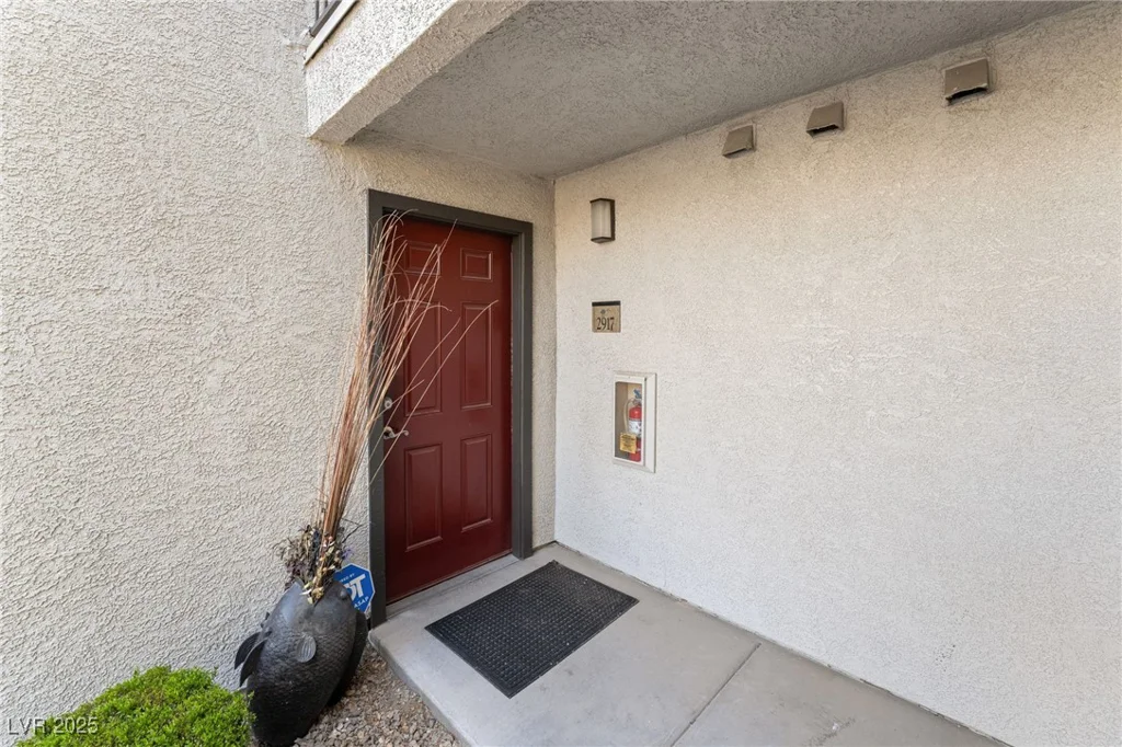 950 Seven Hills, Henderson, NV 89052