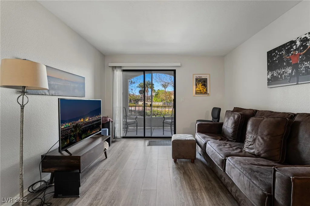 950 Seven Hills, Henderson, NV 89052