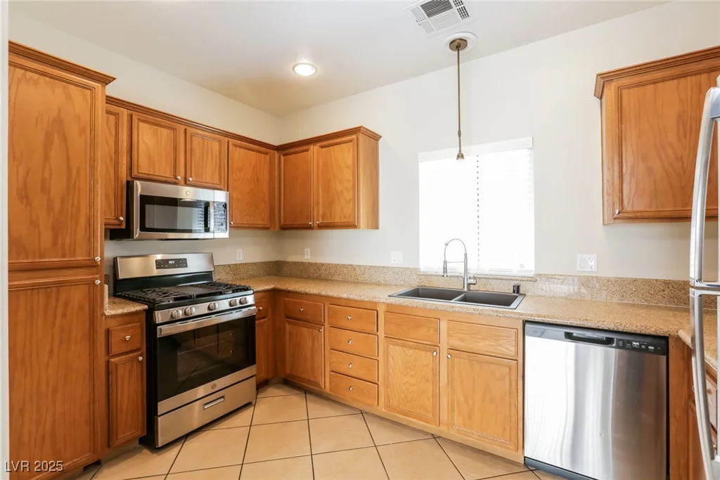 6319 Blushing Willow, North Las Vegas, NV 89081