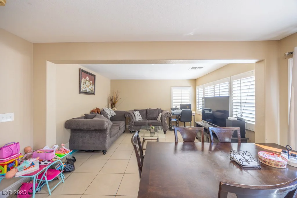 5017 Eldorado, Las Vegas, NV 89139