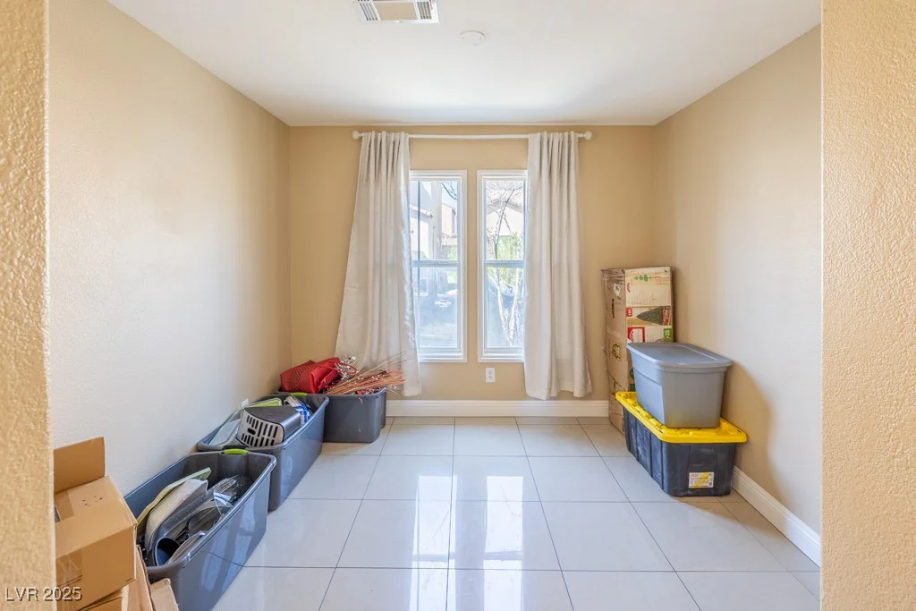 5017 Eldorado, Las Vegas, NV 89139