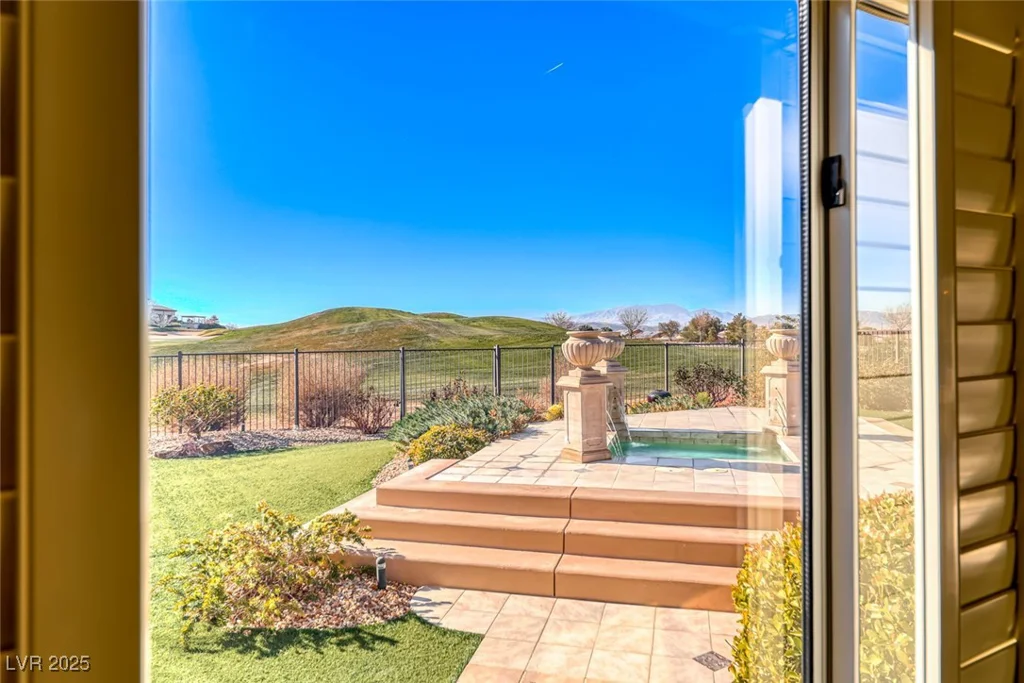2589 Sumter, Henderson, NV 89052