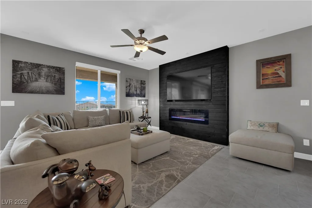 353 Crimson Edge, Henderson, NV 89012