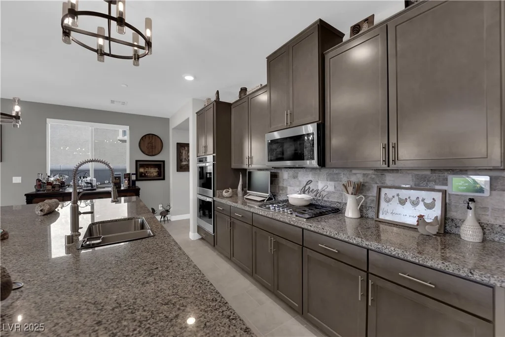 353 Crimson Edge, Henderson, NV 89012