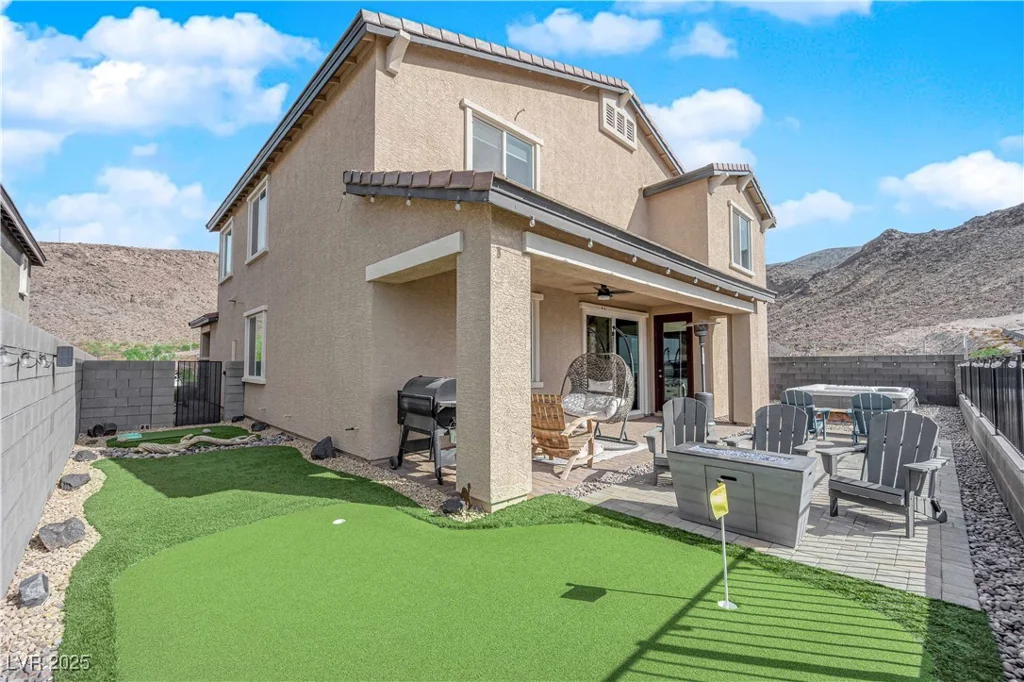 353 Crimson Edge, Henderson, NV 89012