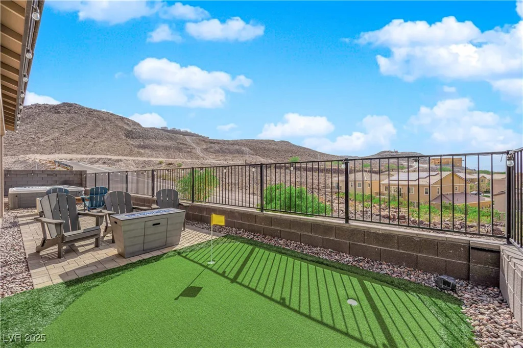 353 Crimson Edge, Henderson, NV 89012