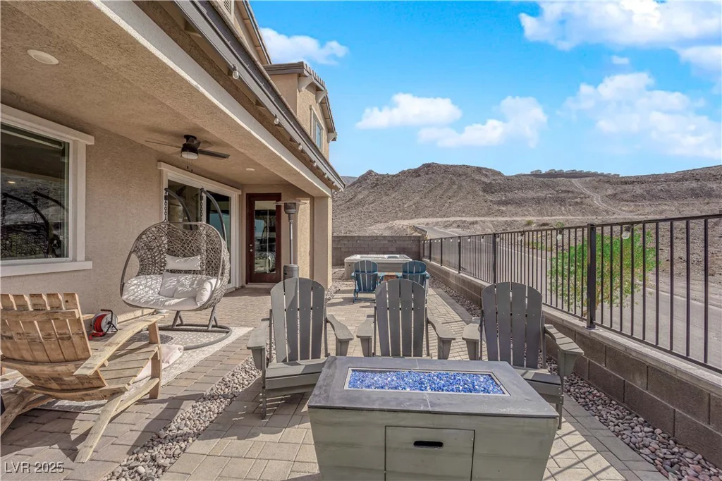 353 Crimson Edge, Henderson, NV 89012