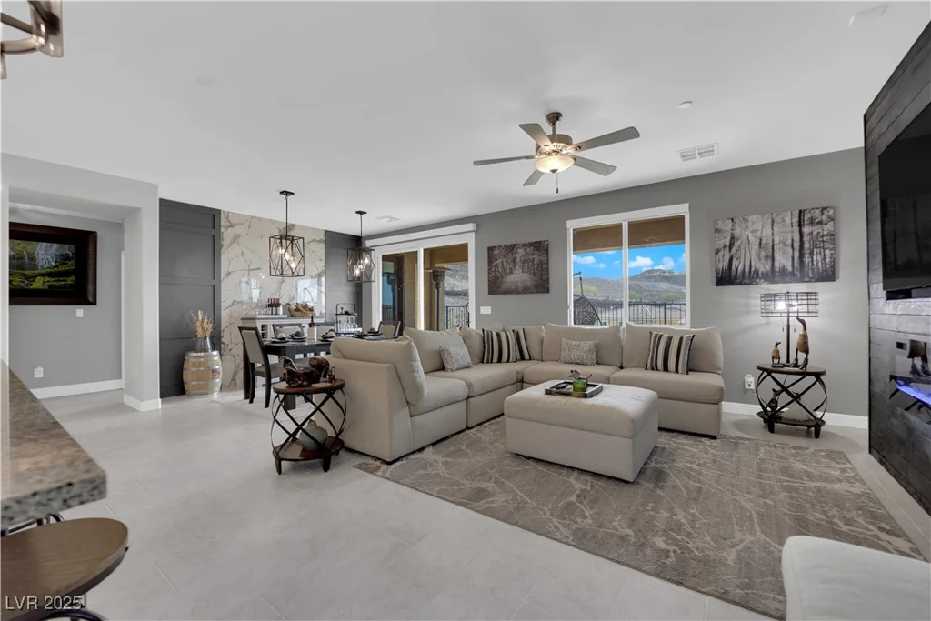 353 Crimson Edge, Henderson, NV 89012