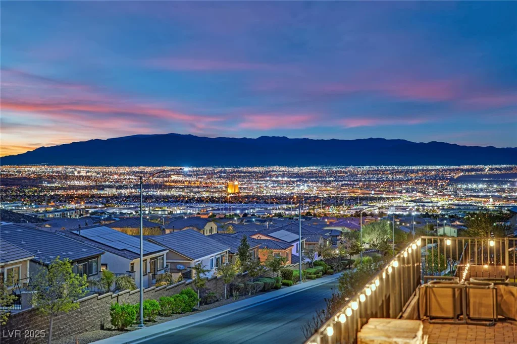 353 Crimson Edge, Henderson, NV 89012