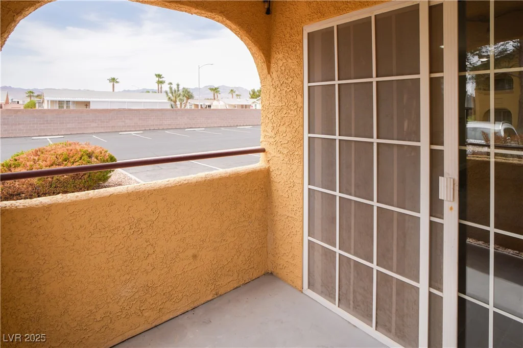 7950 Flamingo, Las Vegas, NV 89147