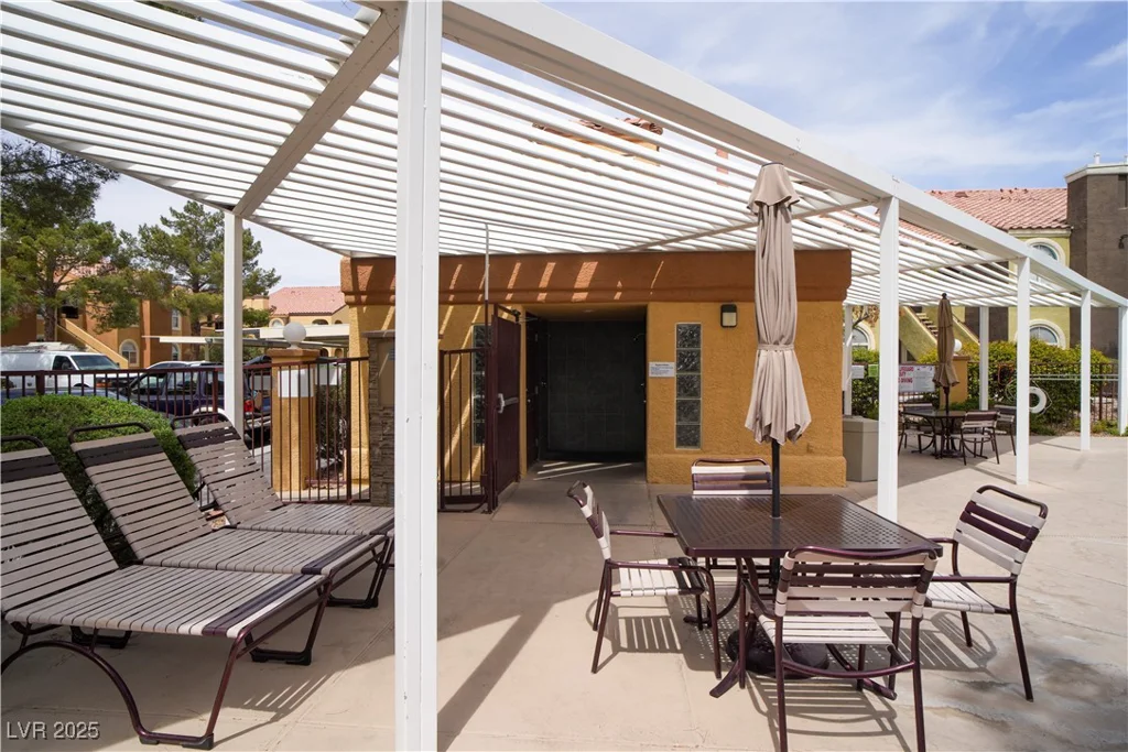 7950 Flamingo, Las Vegas, NV 89147