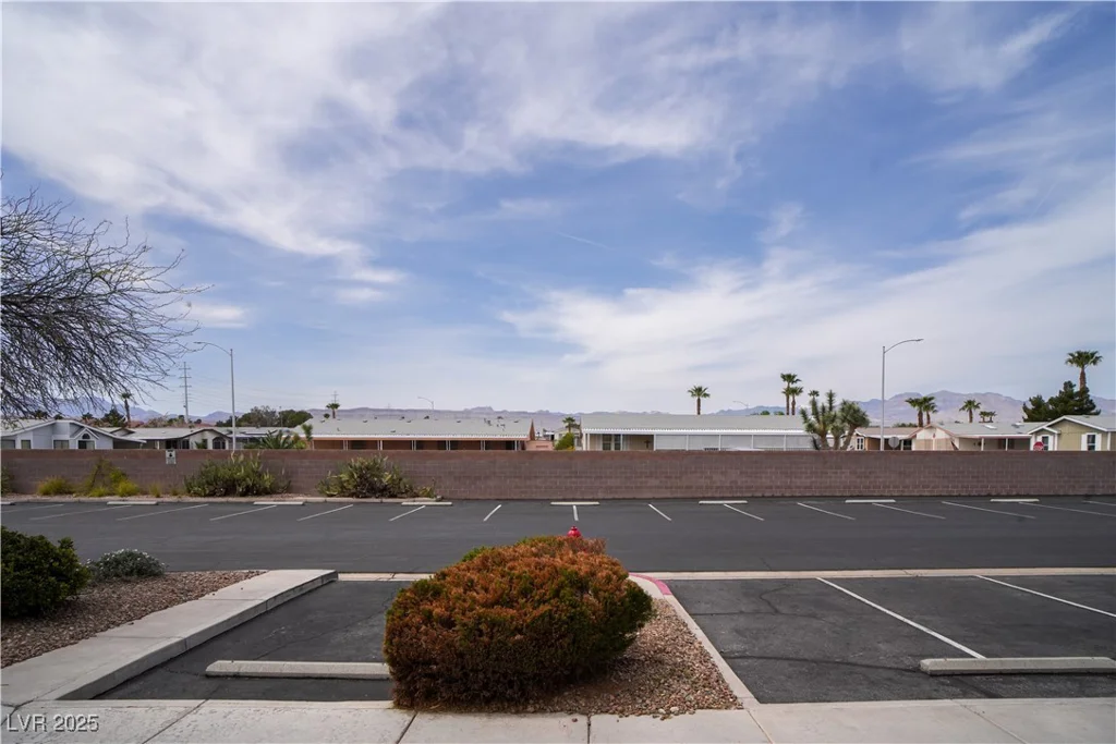 7950 Flamingo, Las Vegas, NV 89147