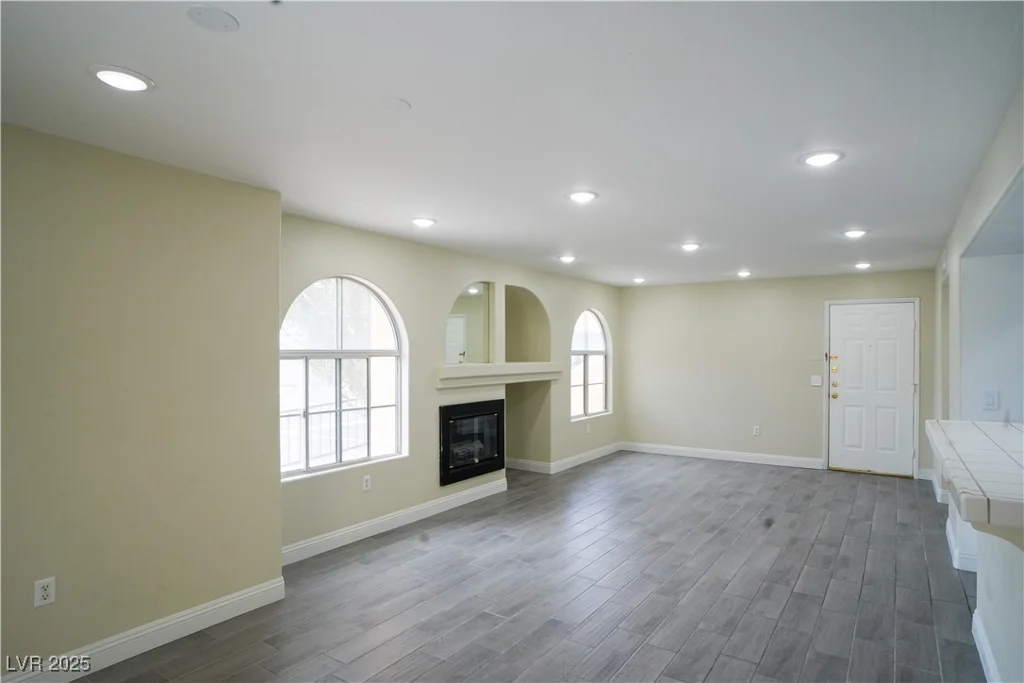 7950 Flamingo, Las Vegas, NV 89147