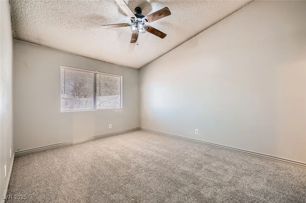 100 Underhill, Las Vegas, NV 89145