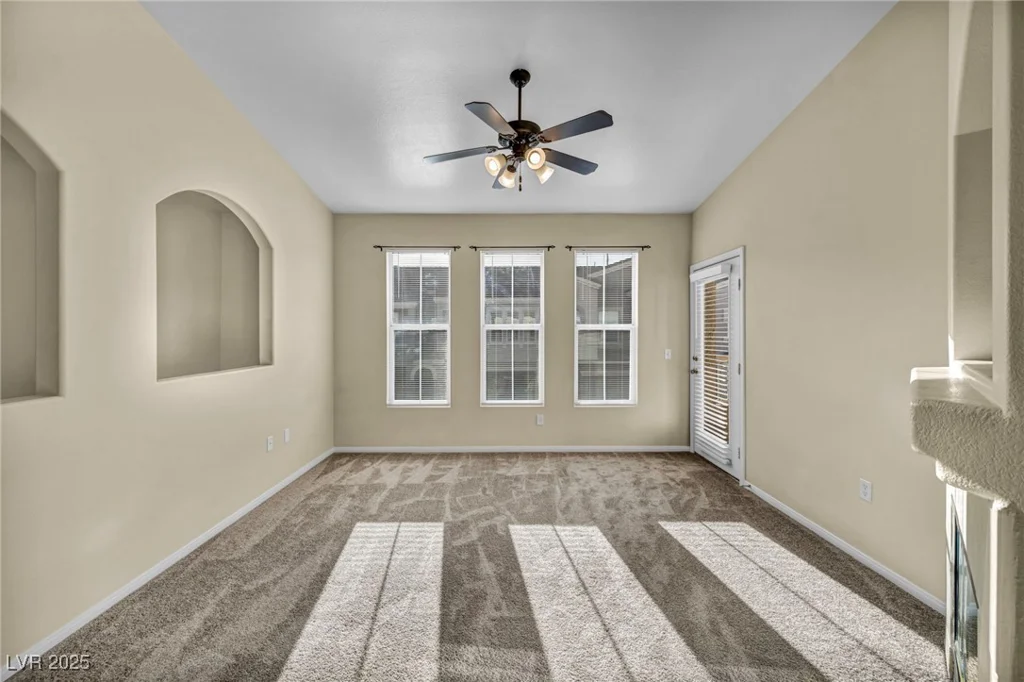 10550 Alexander, Las Vegas, NV 89129