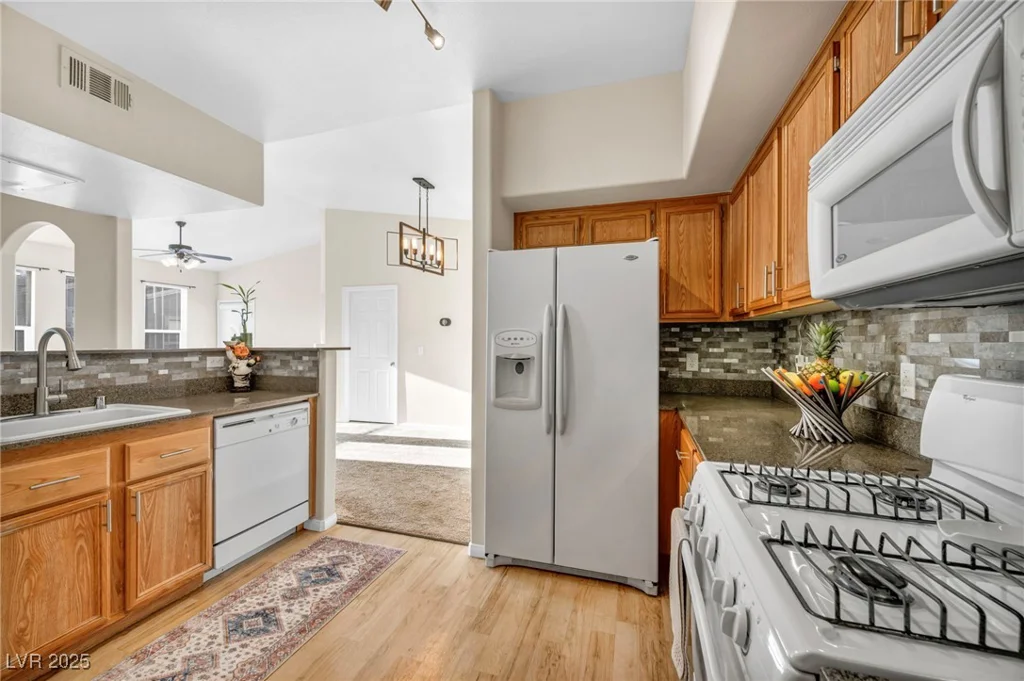 10550 Alexander, Las Vegas, NV 89129