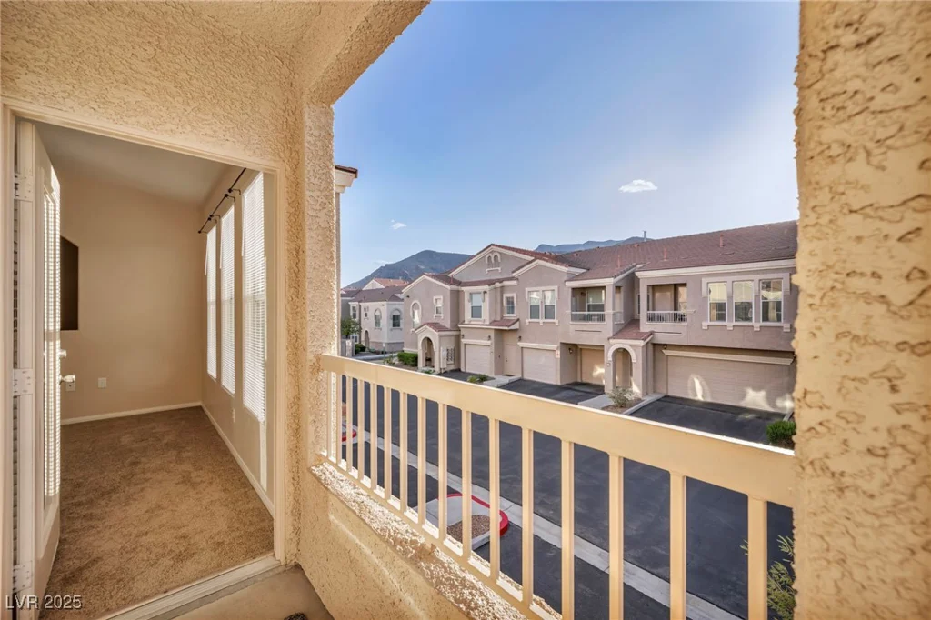 10550 Alexander, Las Vegas, NV 89129